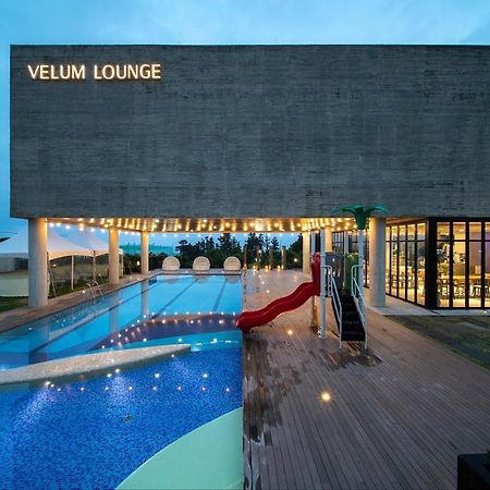 Velum Resort Seogwipo Exteriör bild